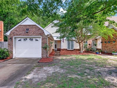 4006 Oak Moss Ct