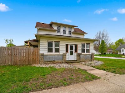 923 W Laporte St