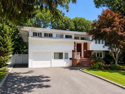 Property at 31 Holbrook Road, Centereach, NY