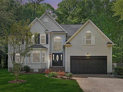 304 Autumn Way