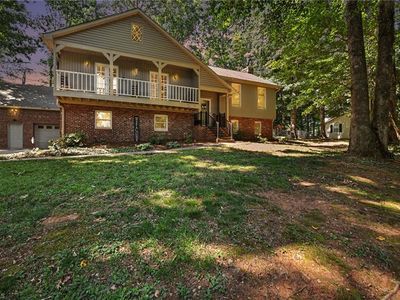 748 Crooked Run Rd