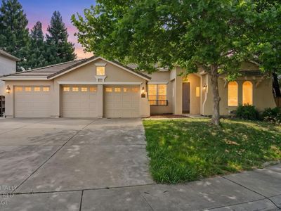 5816 Oak Place Ct