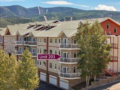 44 Sage Lane #201
