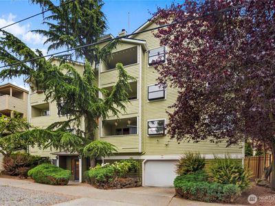 8816 Nesbit Avenue N #302