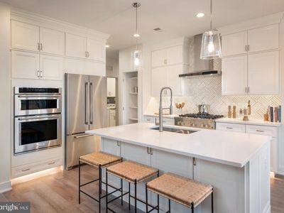 LOT 2 613 Regency Blvd