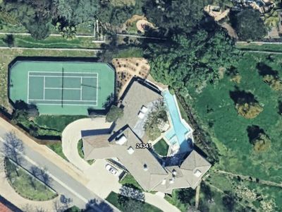 24341 Bridle Trail Rd