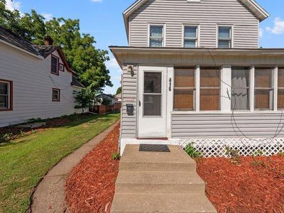 416 4th Ave S