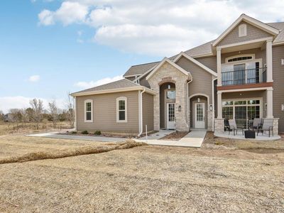 2844 Fox Lake CIRCLE #16 202
