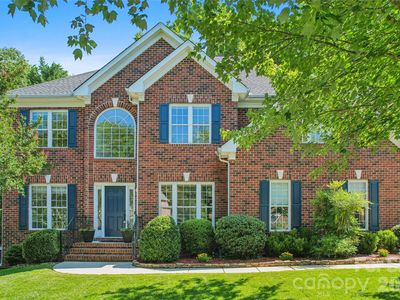 9727 Devonshire Dr