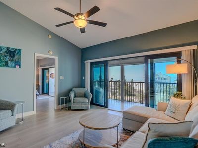6100 Estero Blvd APT 5D
