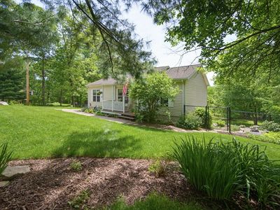 Property at 10 Southwick Rd, Sutton, MA