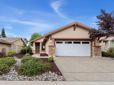 2976 Black Hawk Ln
