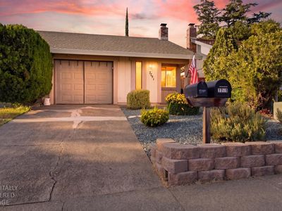 Property at 7791 Sun Hill Dr, Citrus Heights, CA