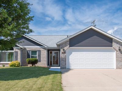 1503 Knoll Crest Dr