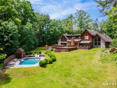 21 Holiday Point Road