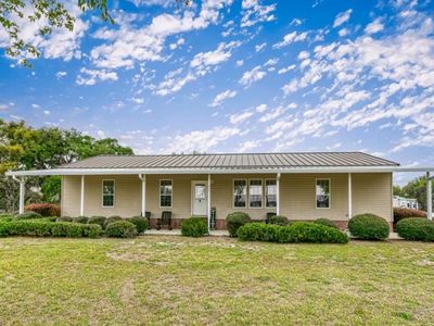 332 NE Forsythia Way