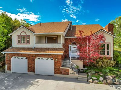 1671 Cherokee Cir