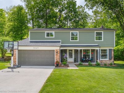 1069 Grace Ct