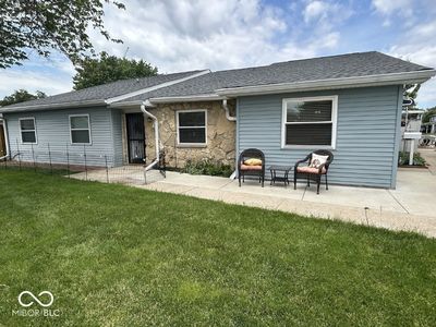 2735 Prosperity Dr