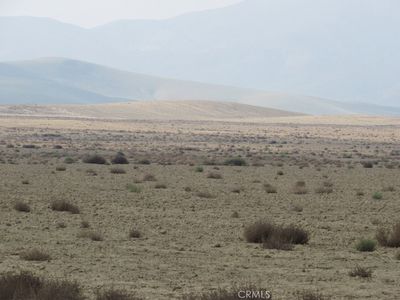 Property at 043-470-16-00-7 Emily St #98, Lost Hills, CA