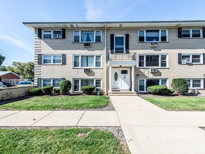 4931 N East River Rd Unit 3A