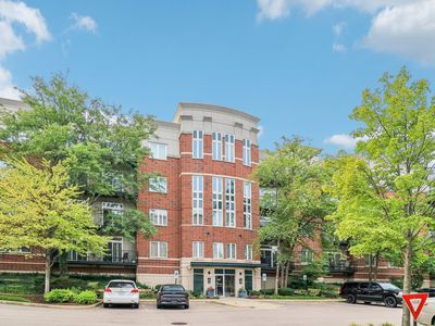 860 Weidner Rd APT 404