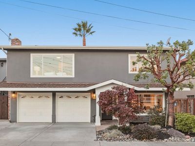 577 Maple Ave