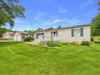 Property at 113 E Ridgeview Dr, Starbuck, MN
