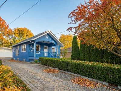 247 Highwood Ave