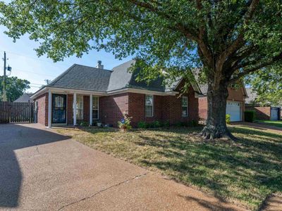 3833 Walden Meadow Dr