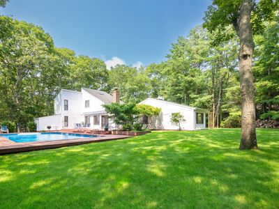 37 Diane Dr
