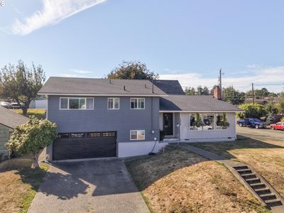 2606 Sheridan Ave