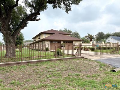 Property at 313 N Church St, Goliad, TX