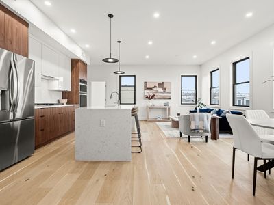 47 Condor St #Penthouse