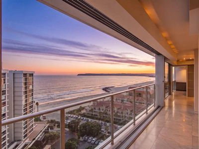 1710 Avenida Del Mundo #Penthouse 02