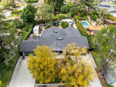 1865 El Monte Dr