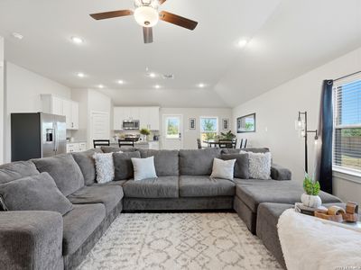 12407 Autumn Way