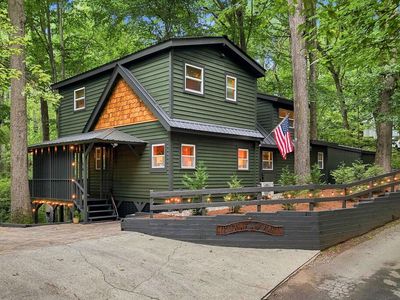 211 Poplar Dr S