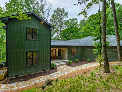 19 Stonehaven Dr