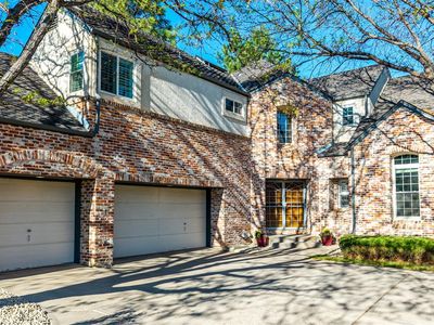 6282 S Iola Court