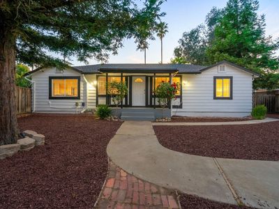 1131 Shamrock Dr