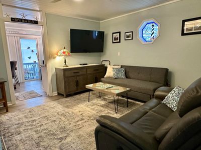 1762 Post Road #101