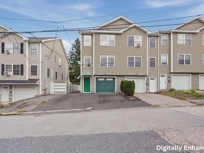 51 Randall St