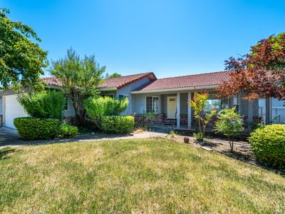 665 Collyer Dr