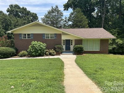 347 Hatley Cir NE
