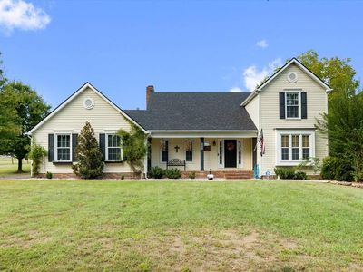 822 University Cir