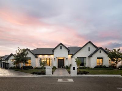 3019 W Rockefeller Ln