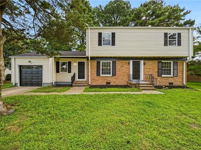 224 Dexter St E