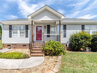 3009 Drake Dr