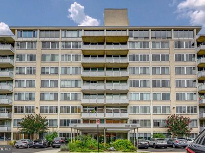 1301 S Arlington Ridge Rd APT 811